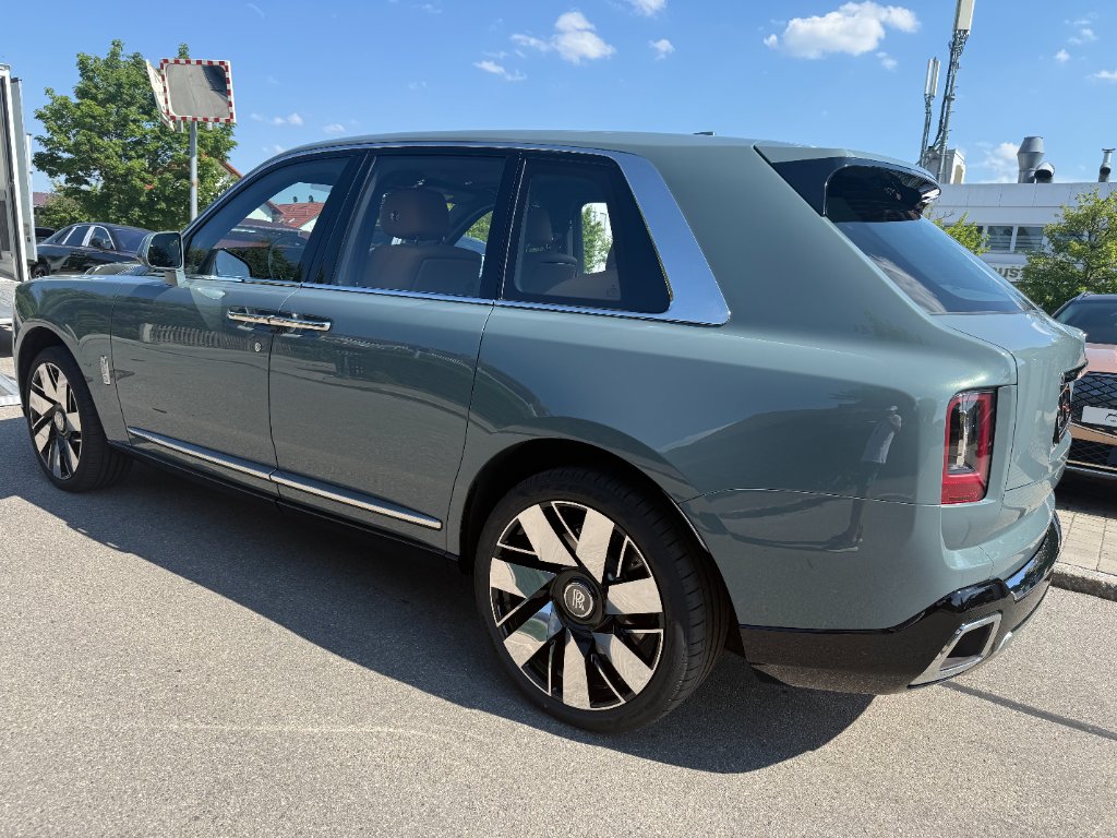 Rolls-Royce Cullinan Serie II interior - DeGa Auto