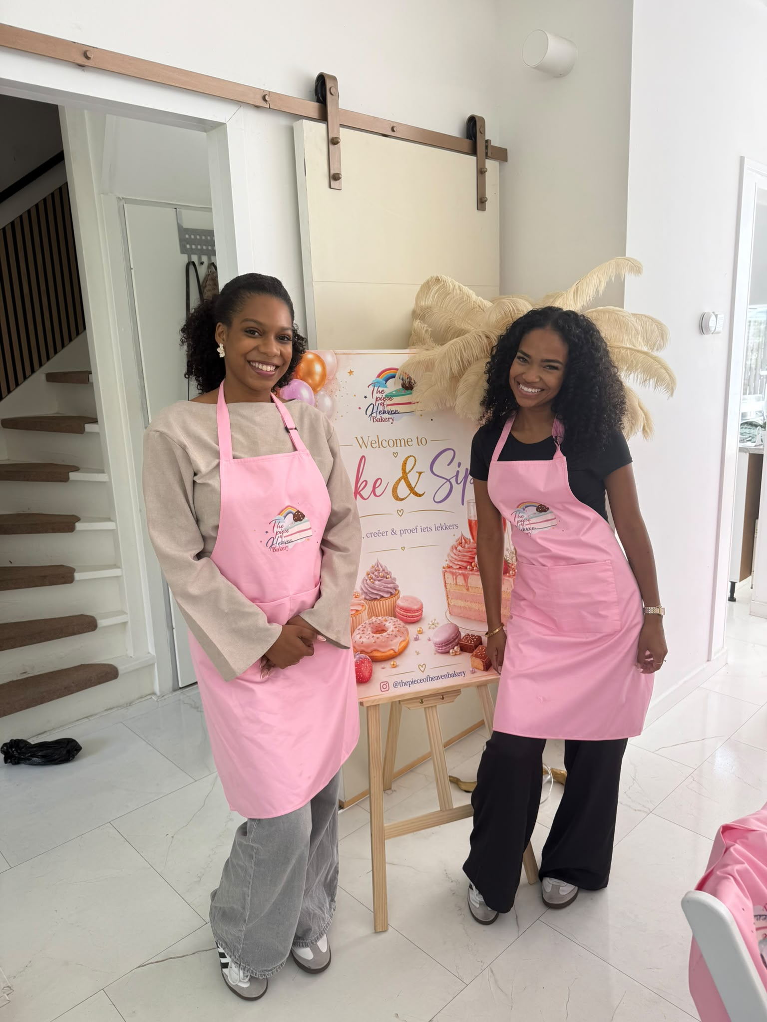 Cake & Sip – Simply Blessed damesevent in Hoogvliet, impressie foto 6