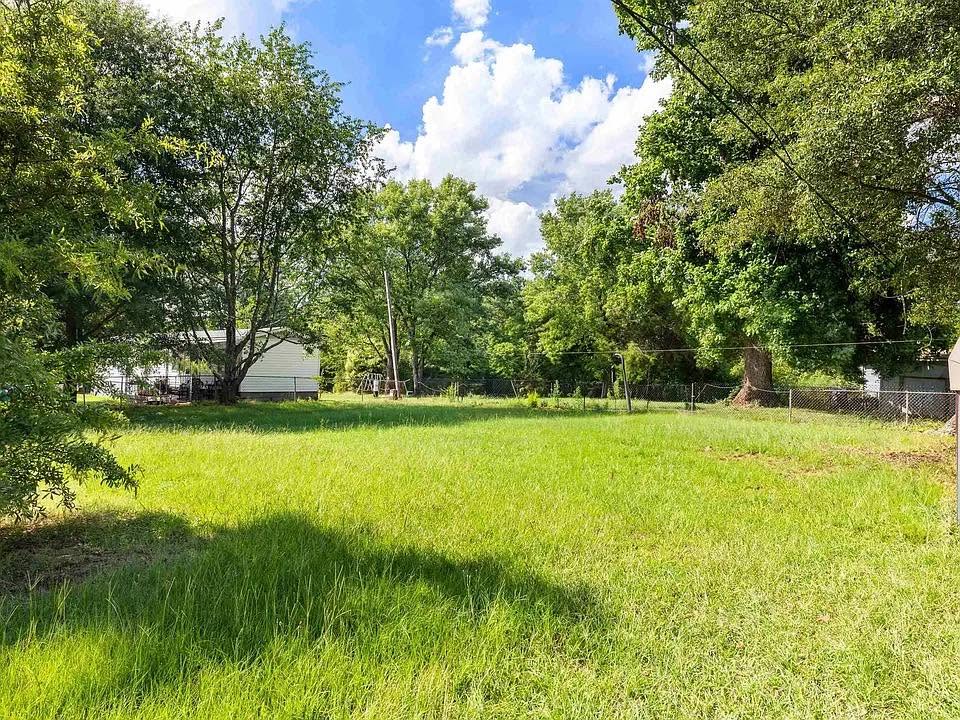 100 Basin Dr photo 11