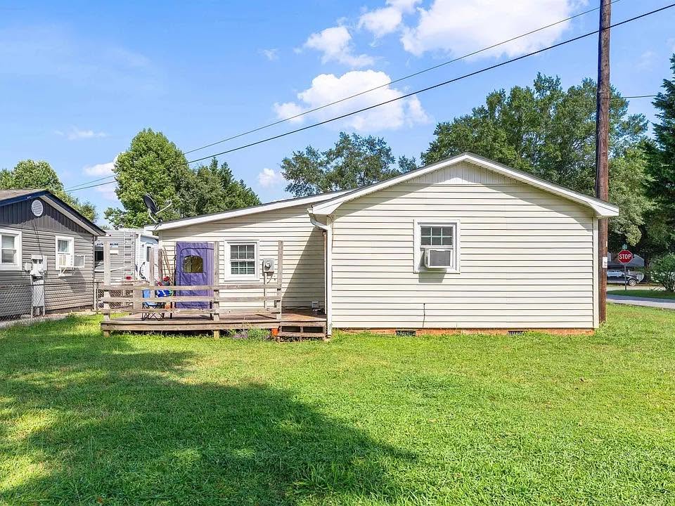100 Basin Dr