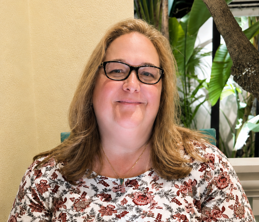 Lisa Menard, Ellington Travel