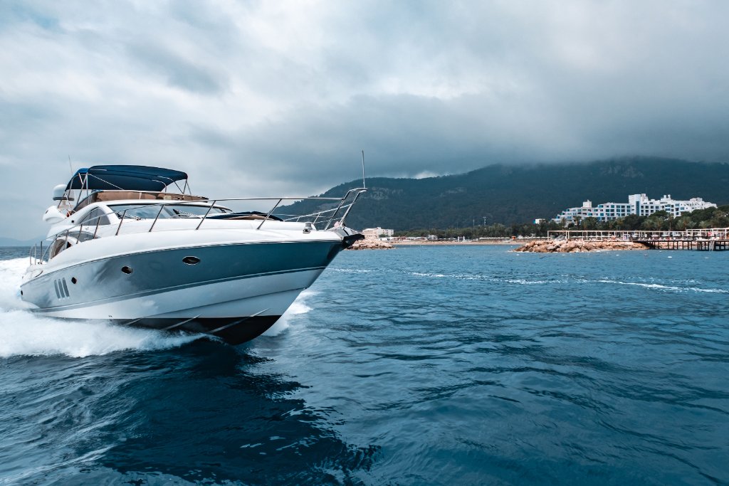 Recurring Wash & Maintenance by Sward Marine