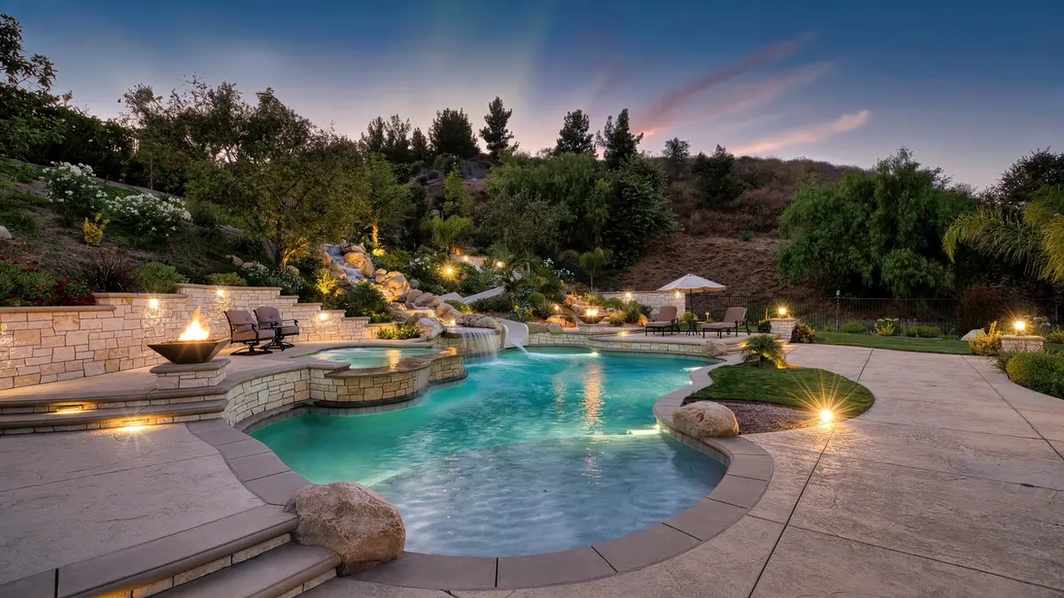 Thousand Oaks pool by California Pools