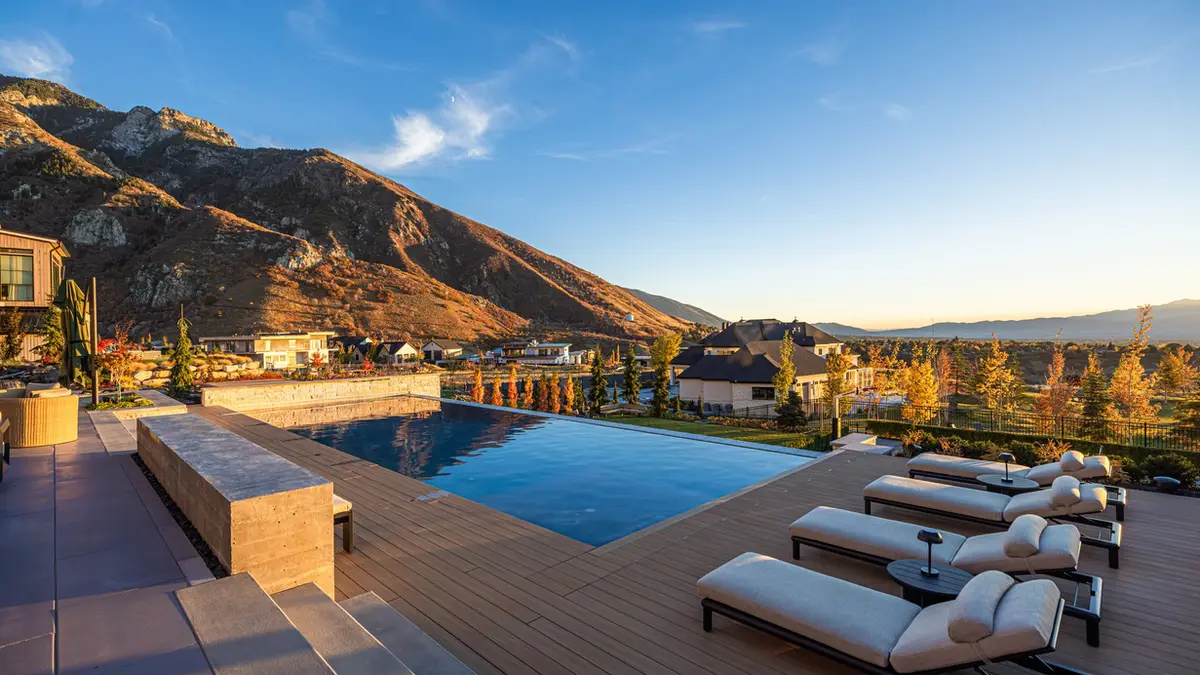 Salt Lake City (South) pool by California Pools