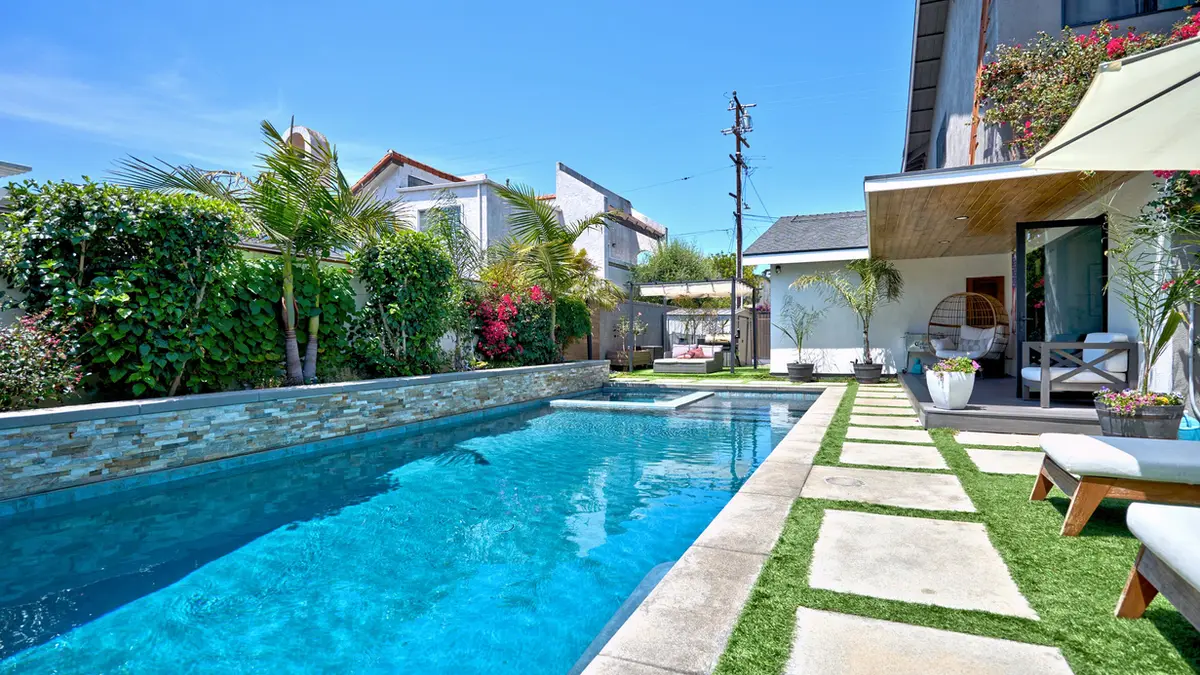 South Bay pool by California Pools