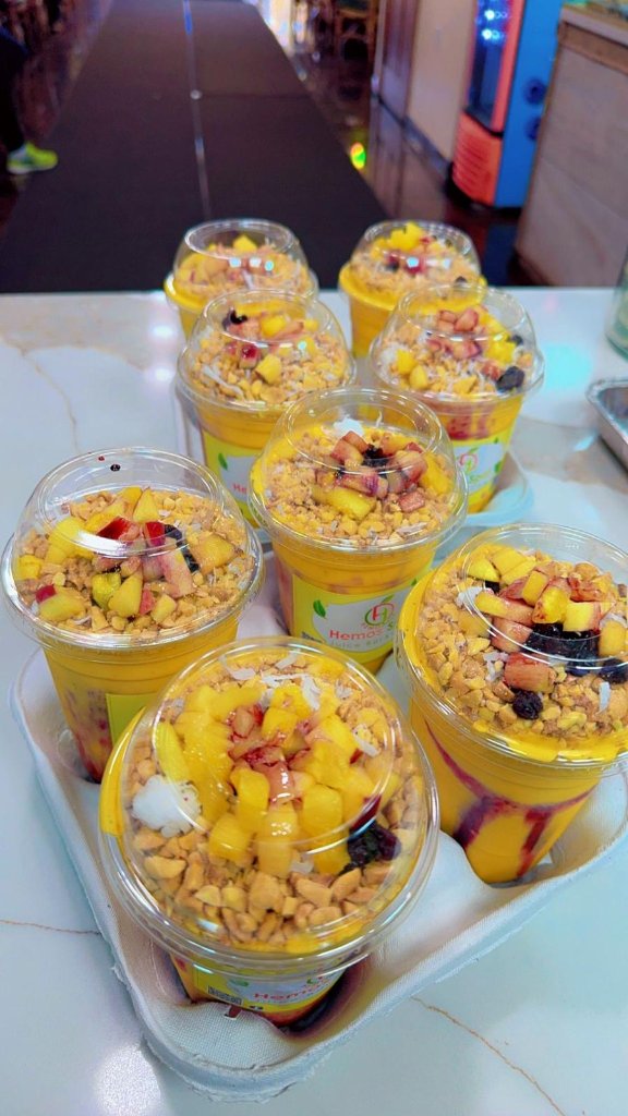 Mango fruit cups