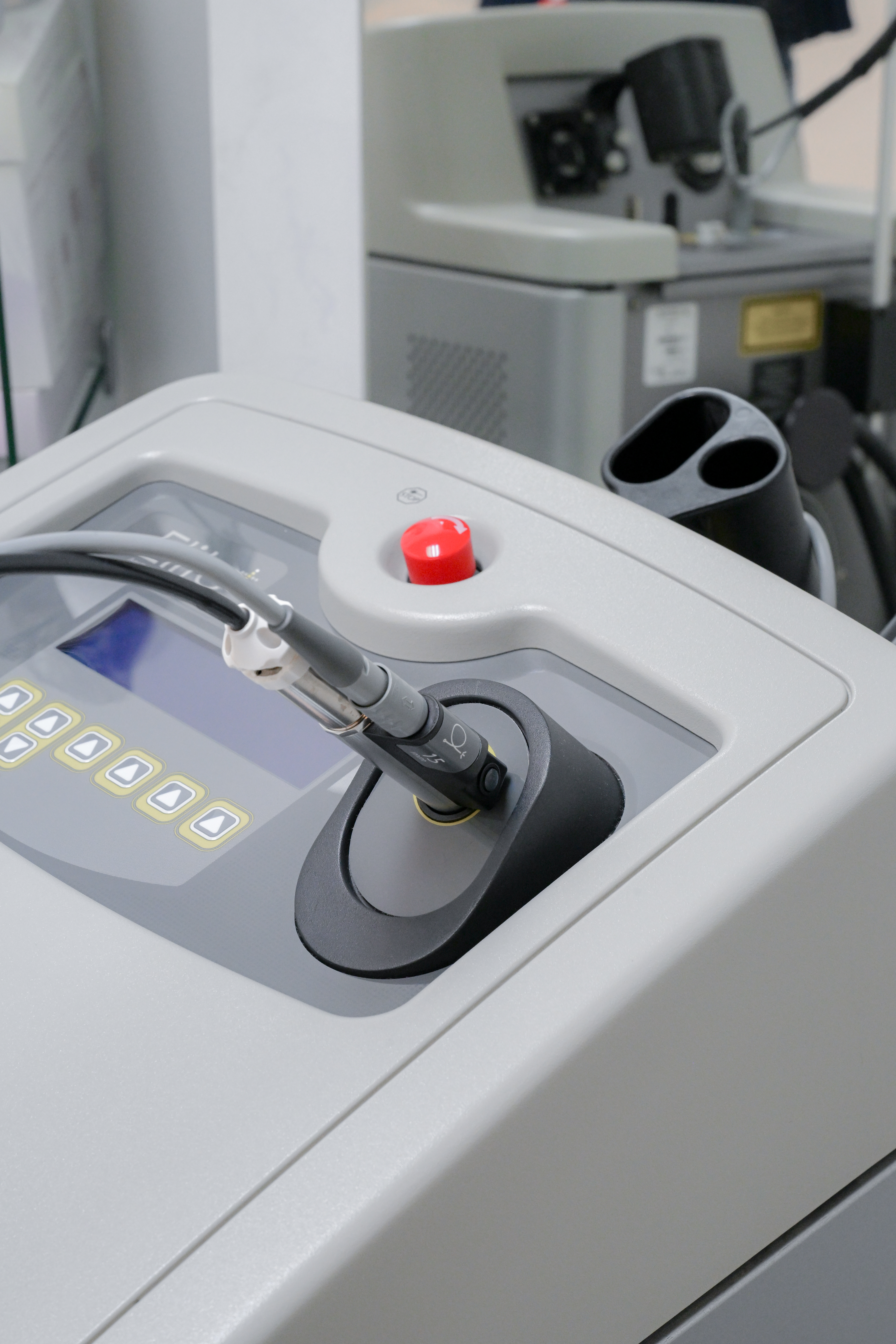 Nd:YAG 1064 nm Laser at Highstyle Laser Center in Boston