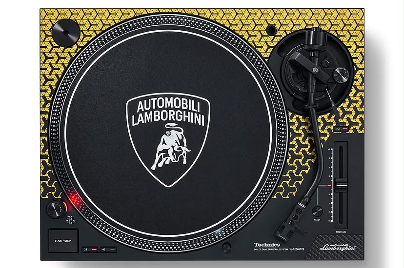 Technics Lamborghini 路 Detalle 5