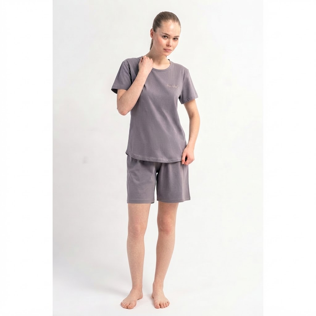 Szary komplet bawełniany – t-shirt i spodenki