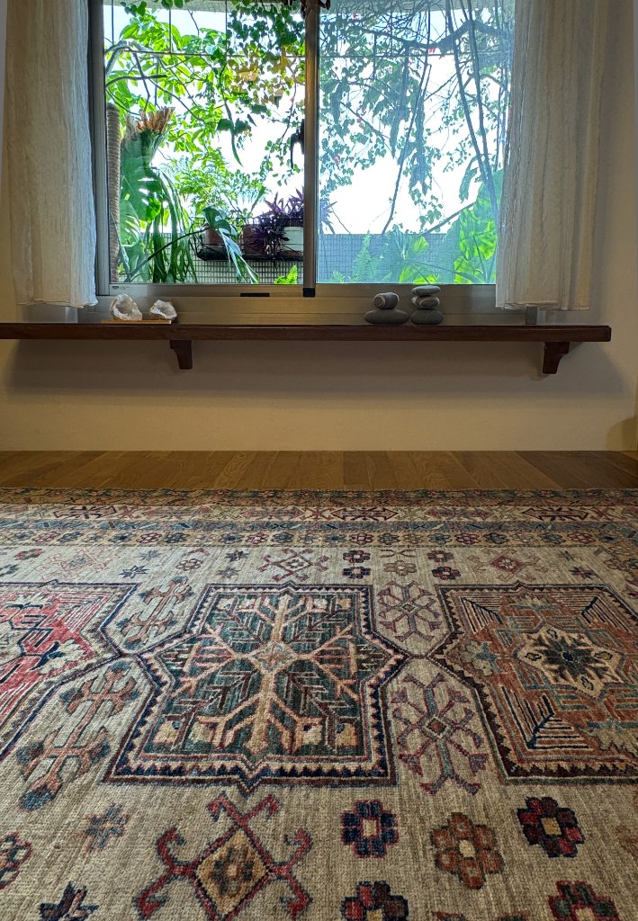 Persian rug in a tea room apartment setting