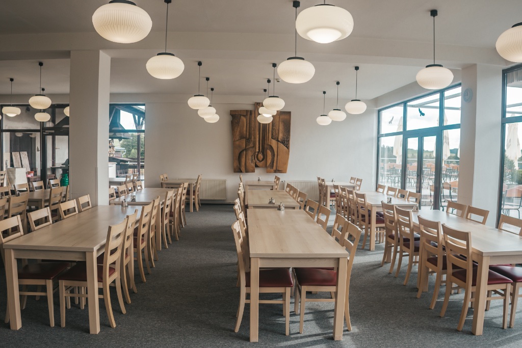 Restaurace