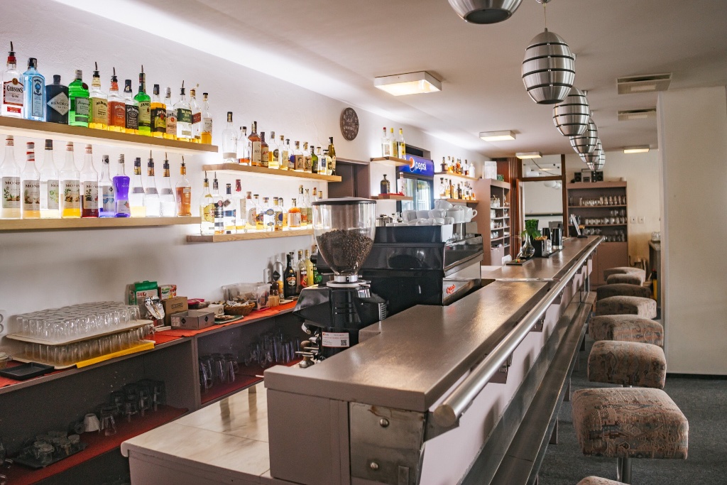 Hotelový bar