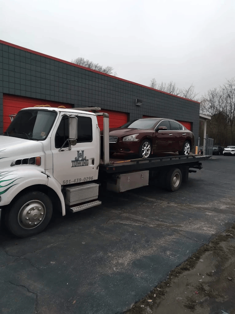 J & L Towing in action 5