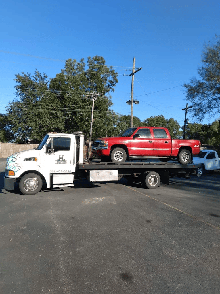 J & L Towing in action 3