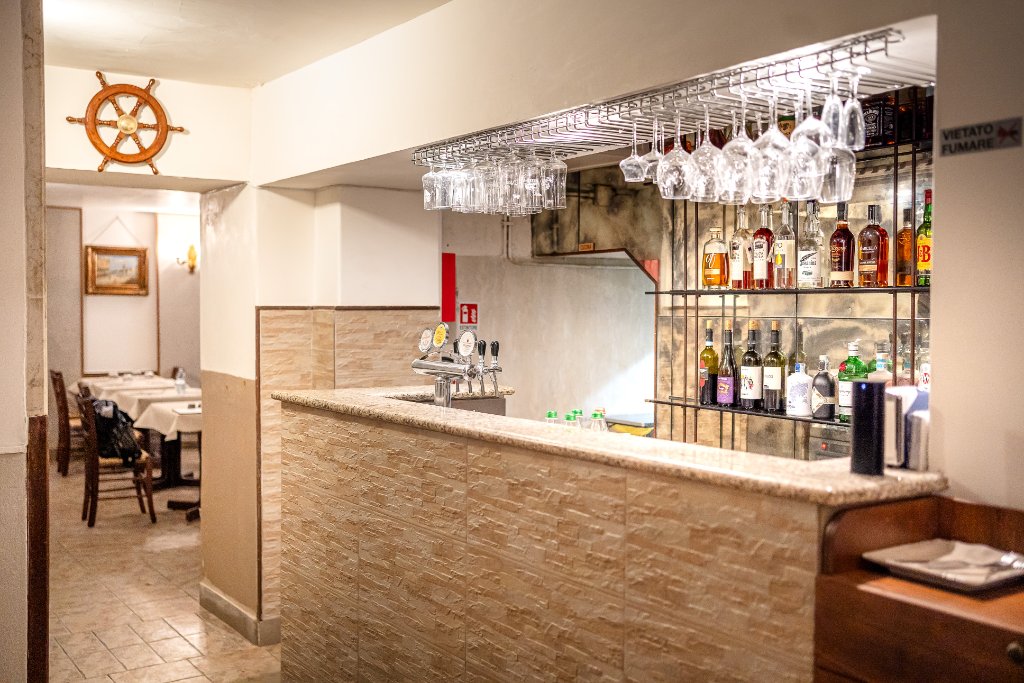 Interior bar with backlit spirits shelf