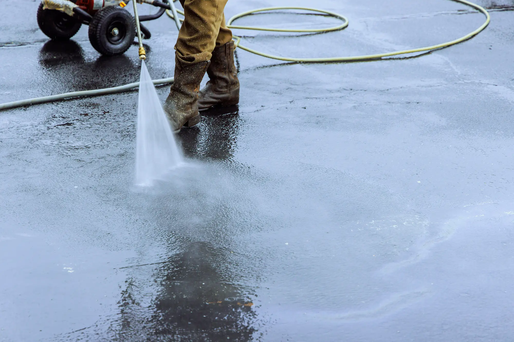 Step 01: Assess & Prep — Surface Inspection