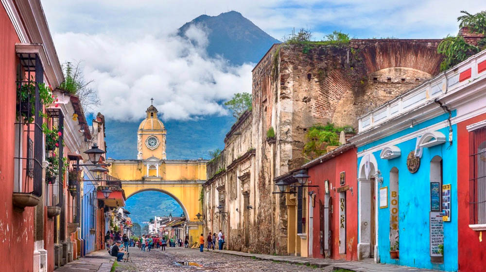 Chapter 1: Arrival / Antigua