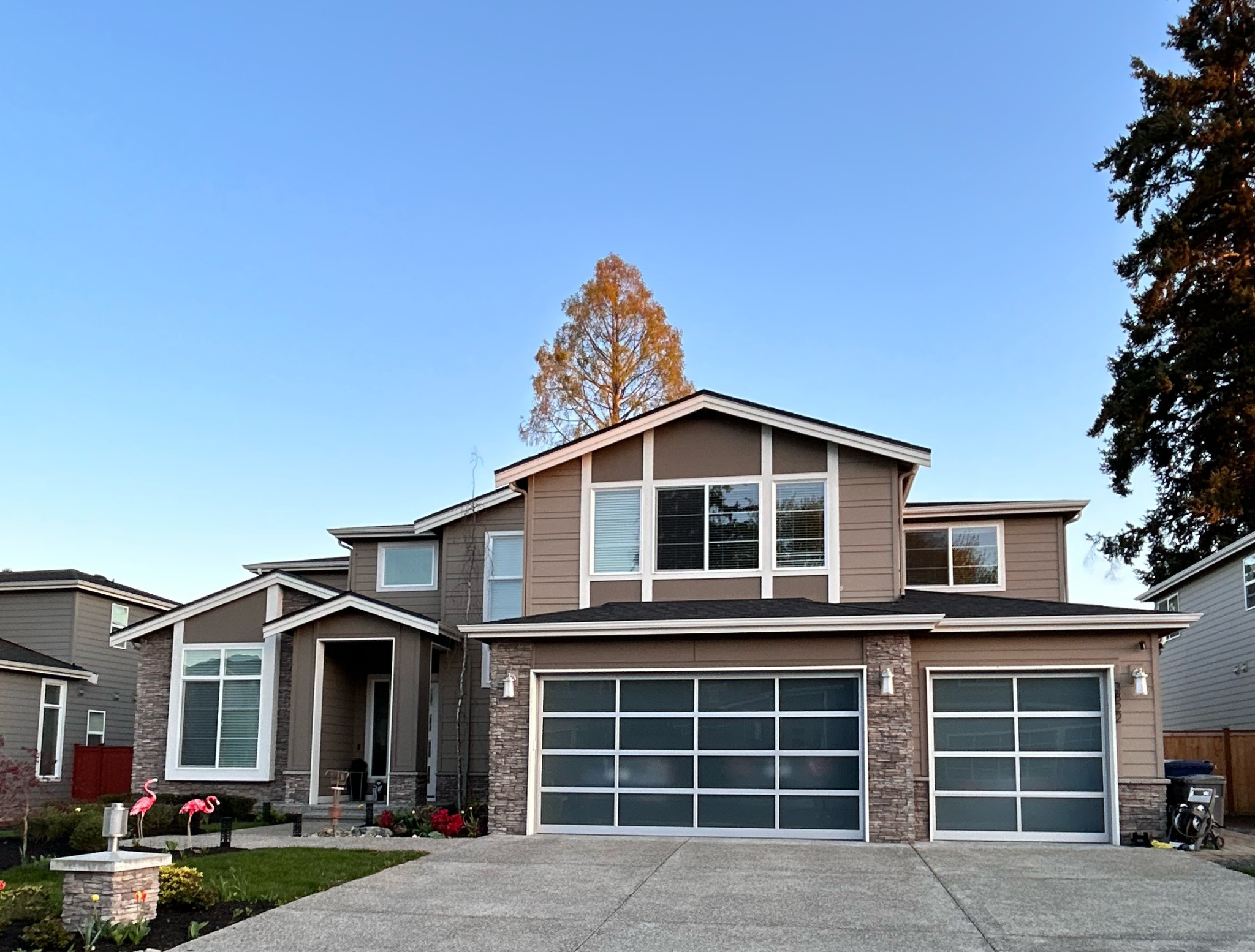 Taupe Lap Siding & Stone Veneer
