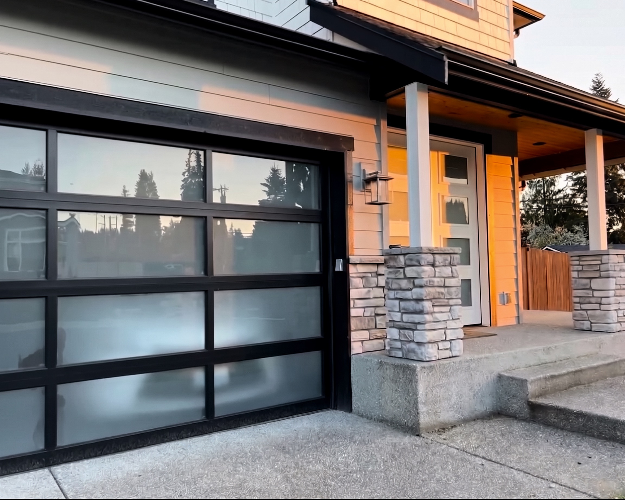 Sunset Entry & Garage Detail