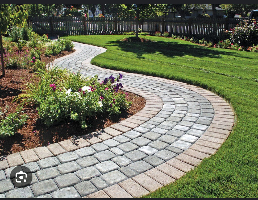 Serpentine Garden Path — Palmetto, FL