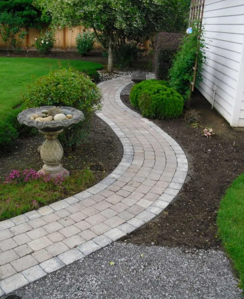 Curved Garden Path — Longboat Key, FL