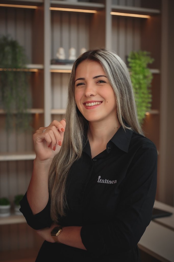 Ana Carolina – Arquiteta Luccaza Italínea