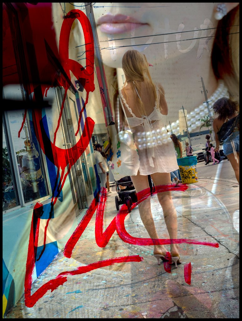 Lipstick and Pearls, Wynwood