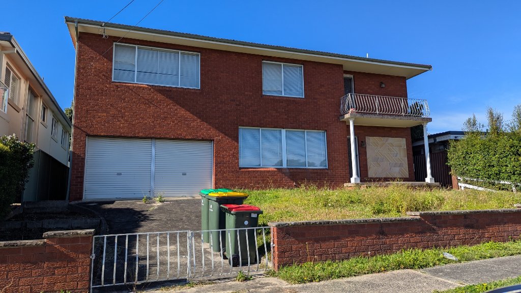 Original outdated exterior