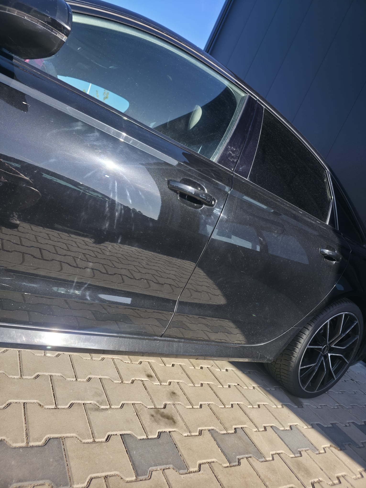 Audi - Detail