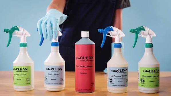 Why Your Glass Cleaner Might Be Leaving Streaks & How To Fix It