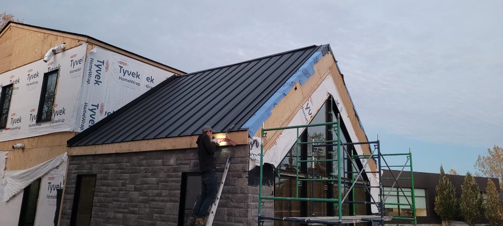 Snap-lock standing seam installation 5