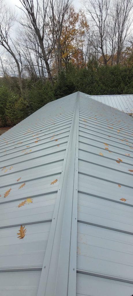Snap-lock standing seam installation 4