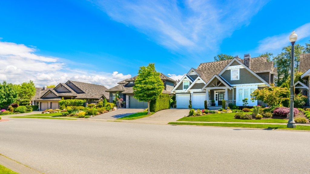 Rue résidentielle québécoise