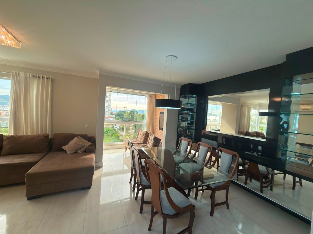 Apartamento Mobiliado | 106m² | 2 Suítes | 2 Vagas