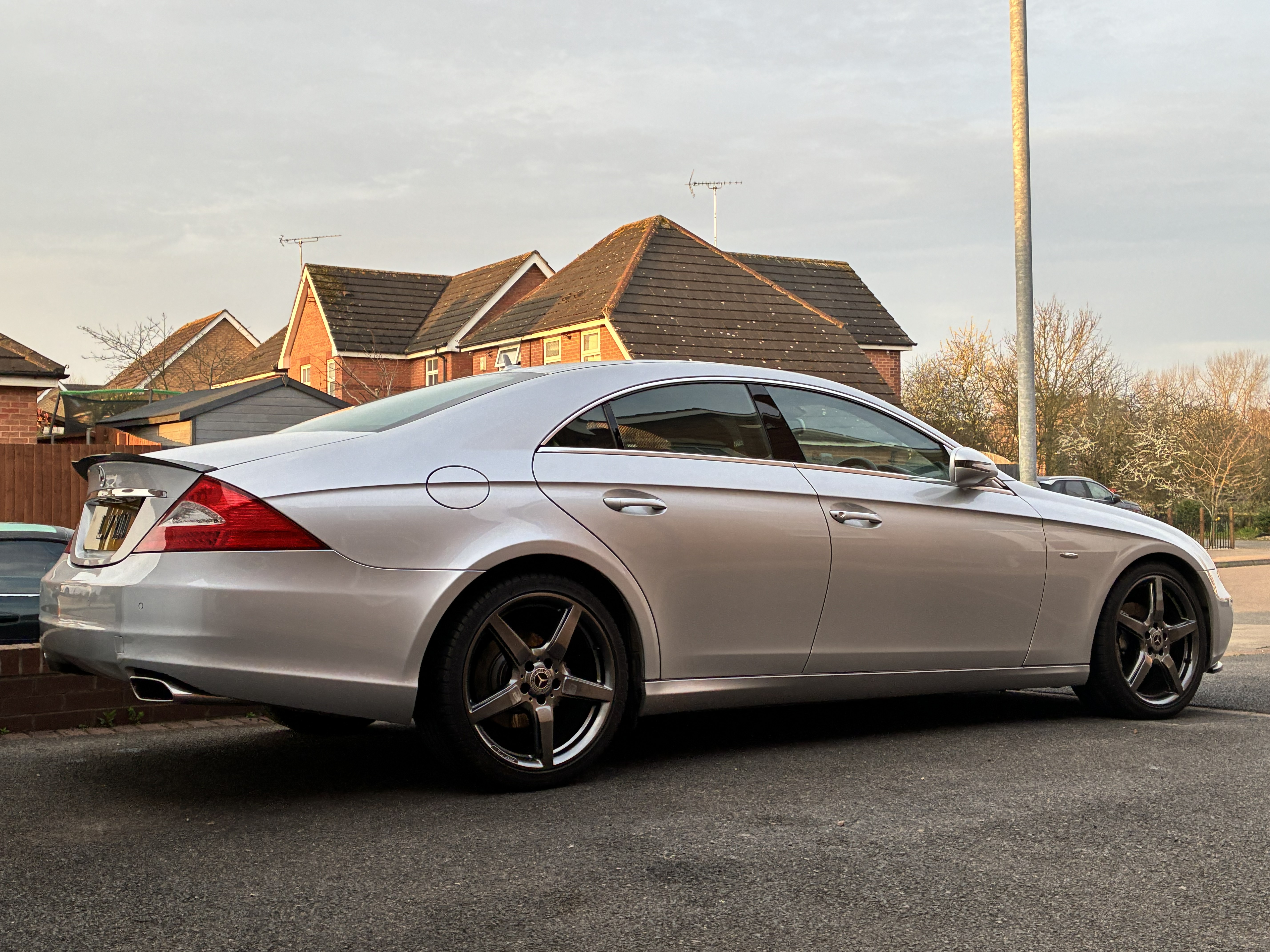 Mercedes-Benz CLS (C219)