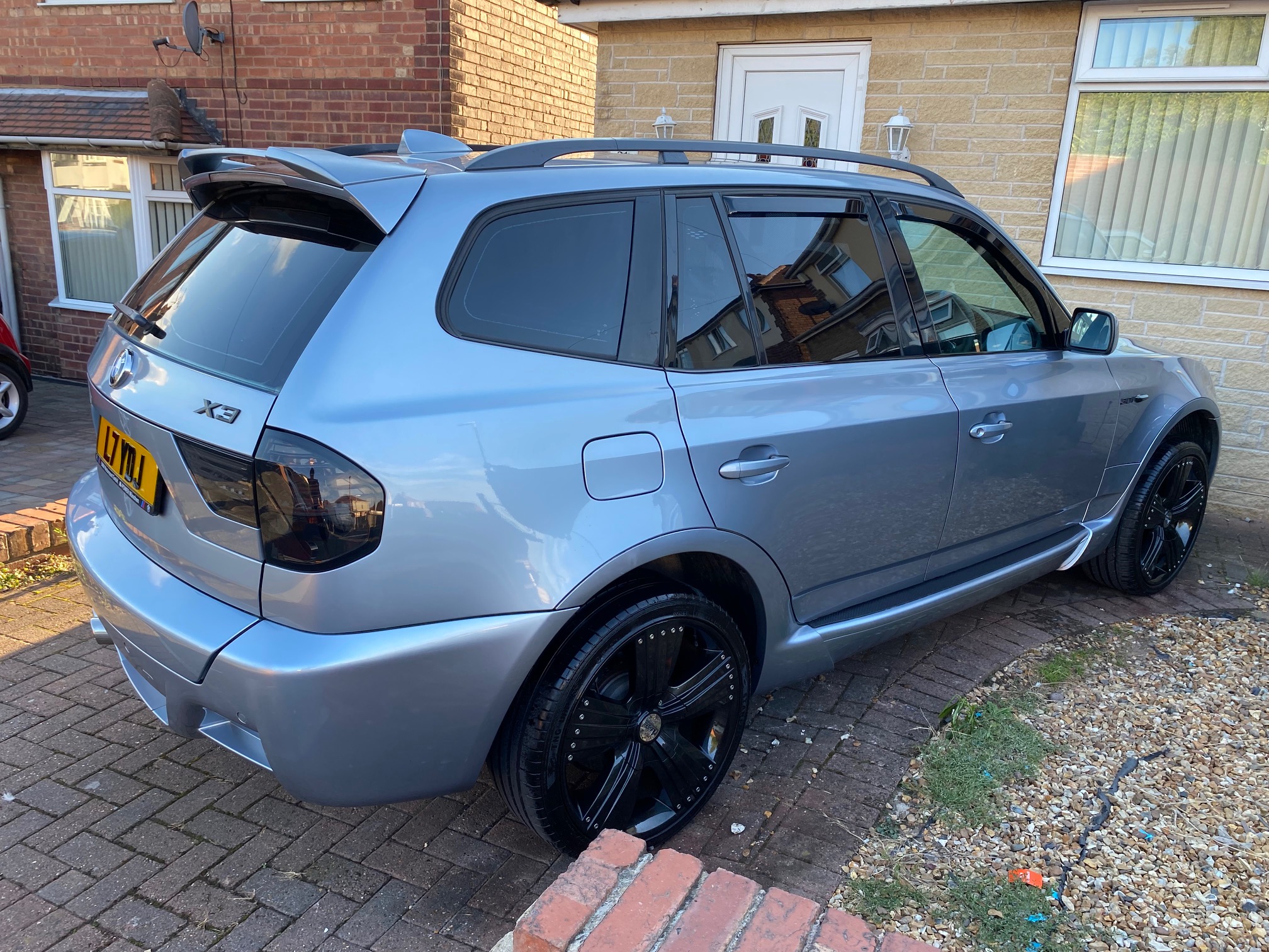 BMW X3 (E83)