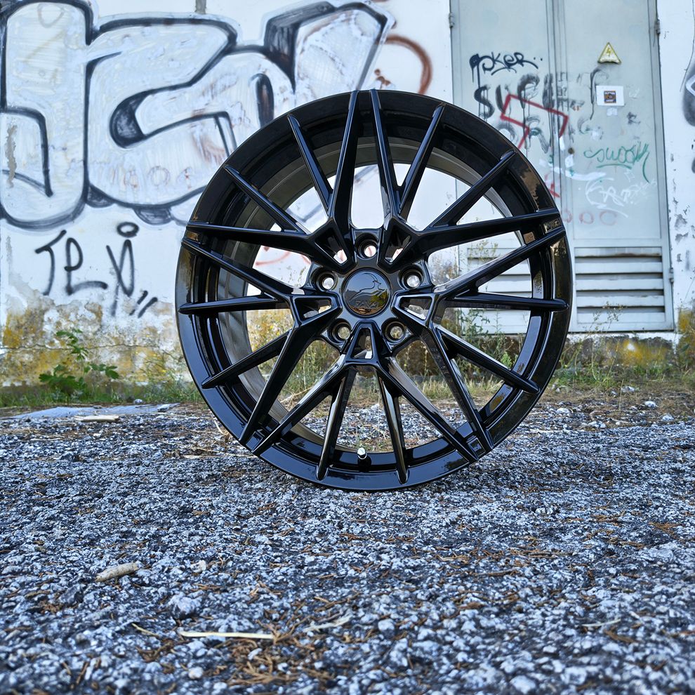 MODEL-00 alloy wheel