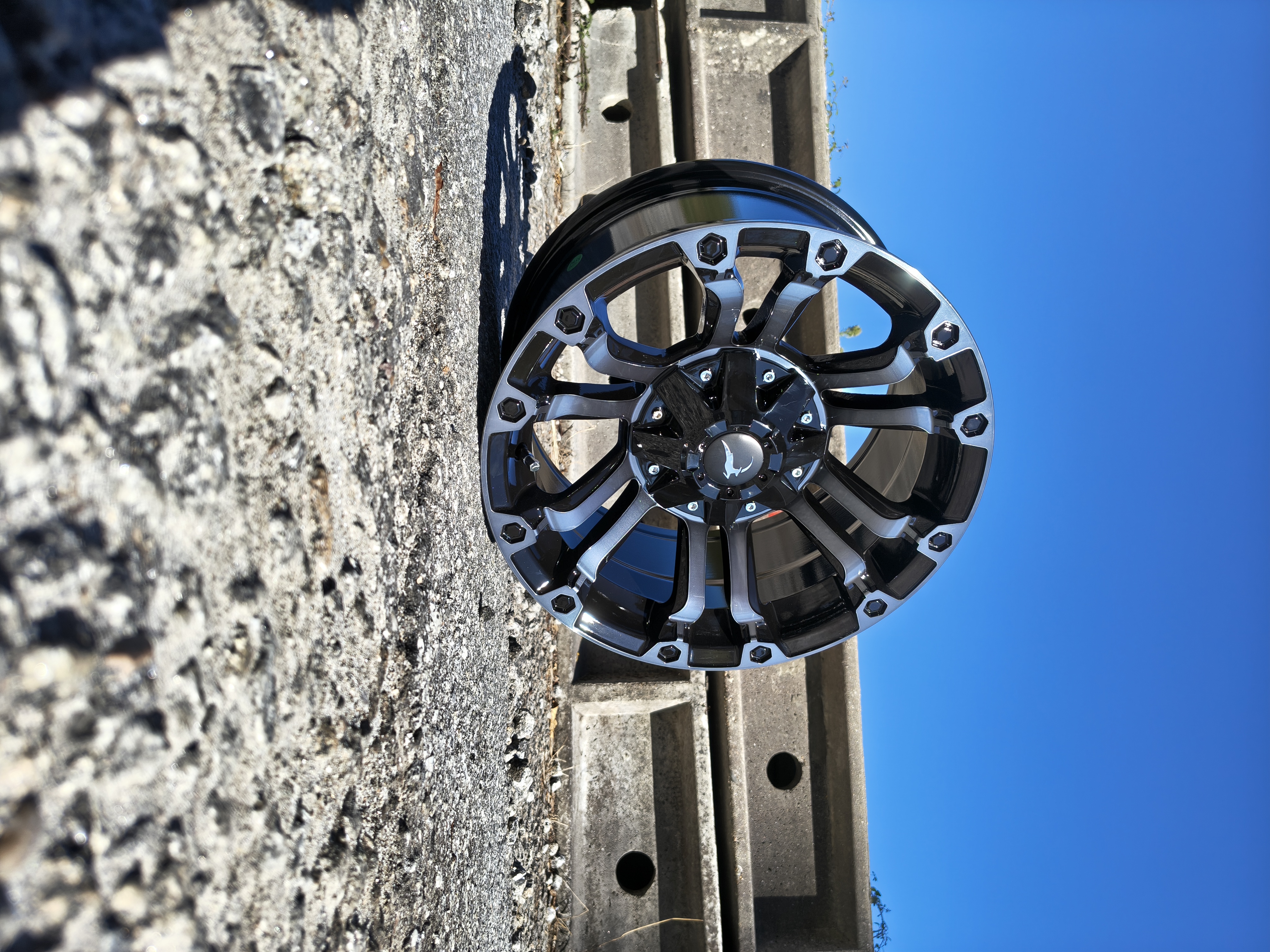 MODEL-61 alloy wheel