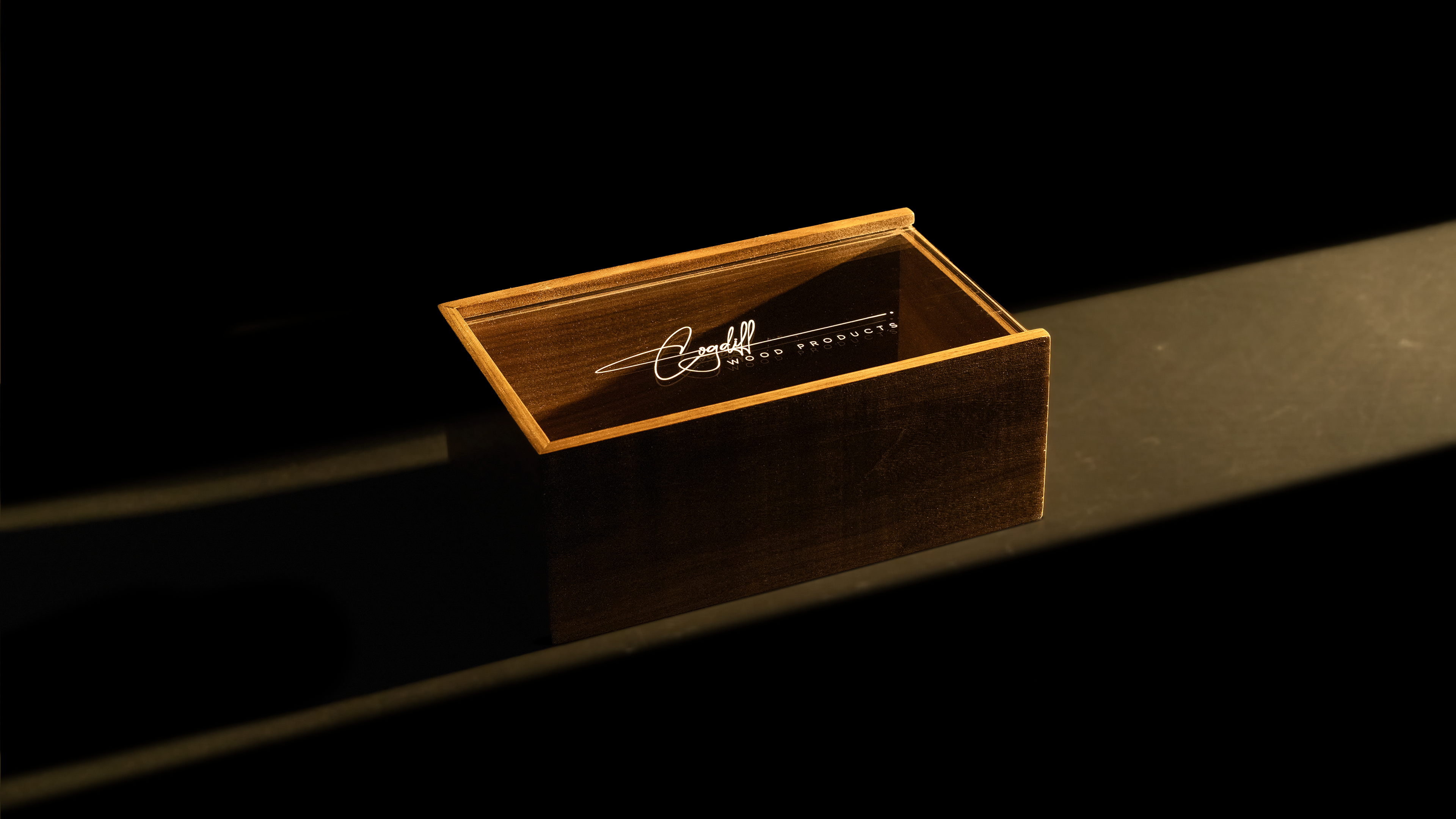 Acrylic Sliding Lid Box — view 4