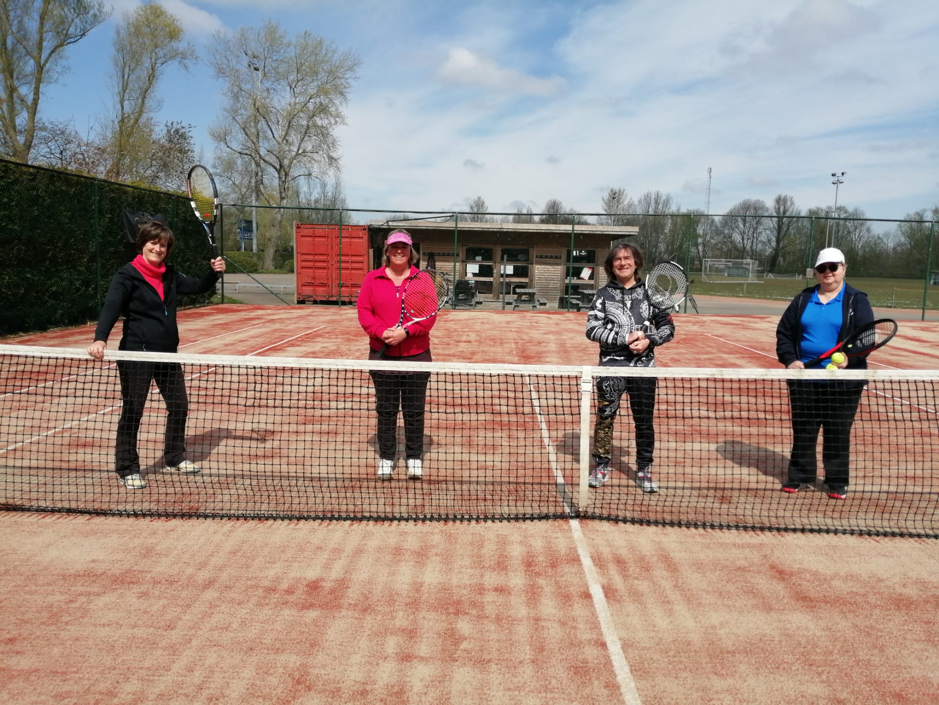 Into-Tennis & Into Club