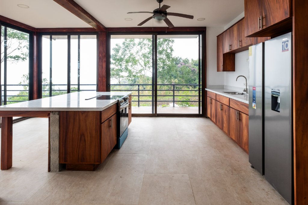 Kitchen & Terrace