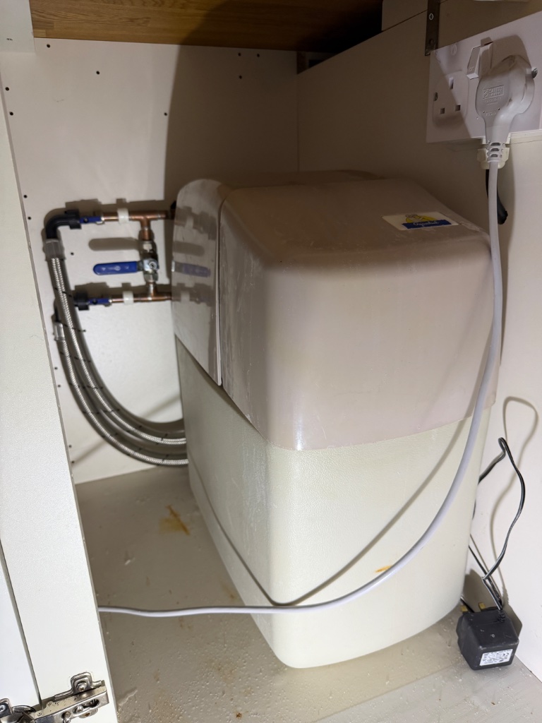 Compact Scale Defender Fitted — before