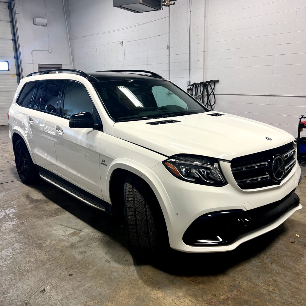Custom Vinyl Wrapping in Edmonton