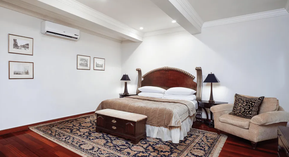 The Blue Mountain Suite
