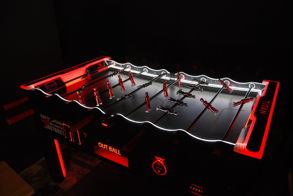 Futbolín Titan en Bar Immortal