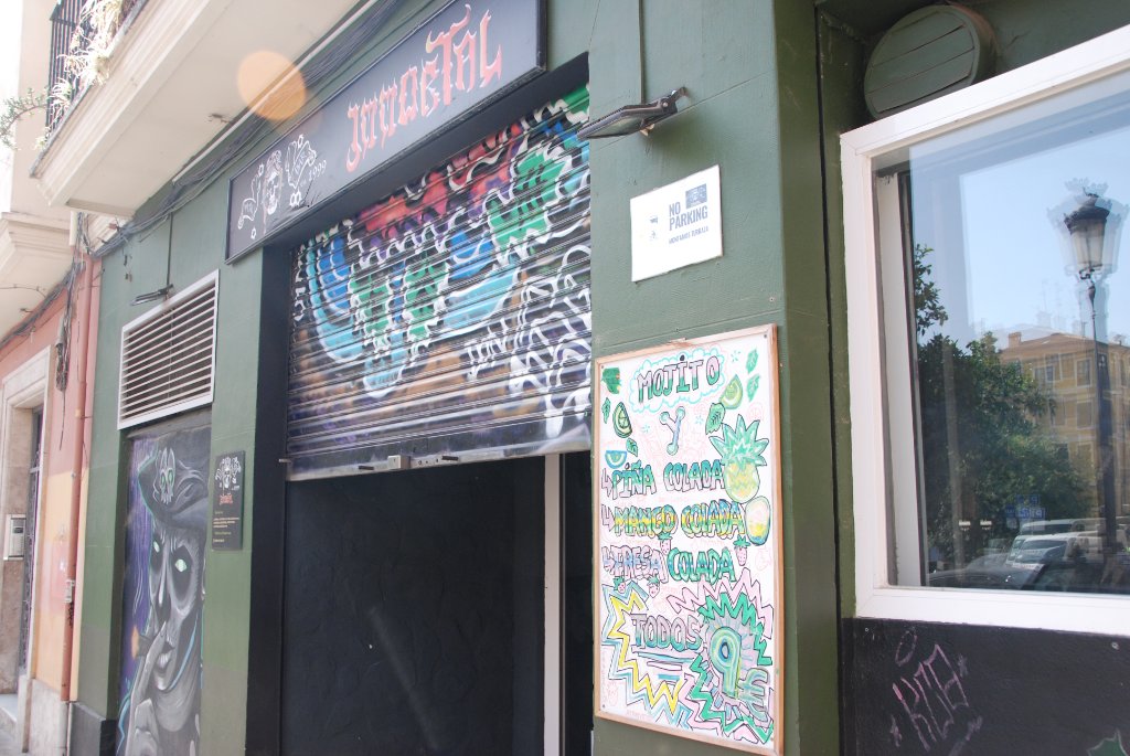 Fachada del Bar Immortal en el Barrio del Carmen