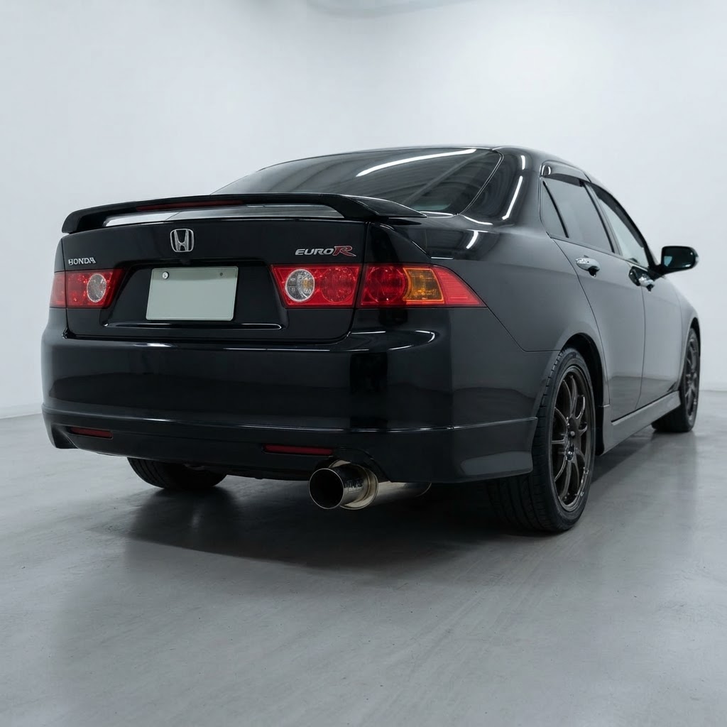 2005 Honda Accord Euro R 3