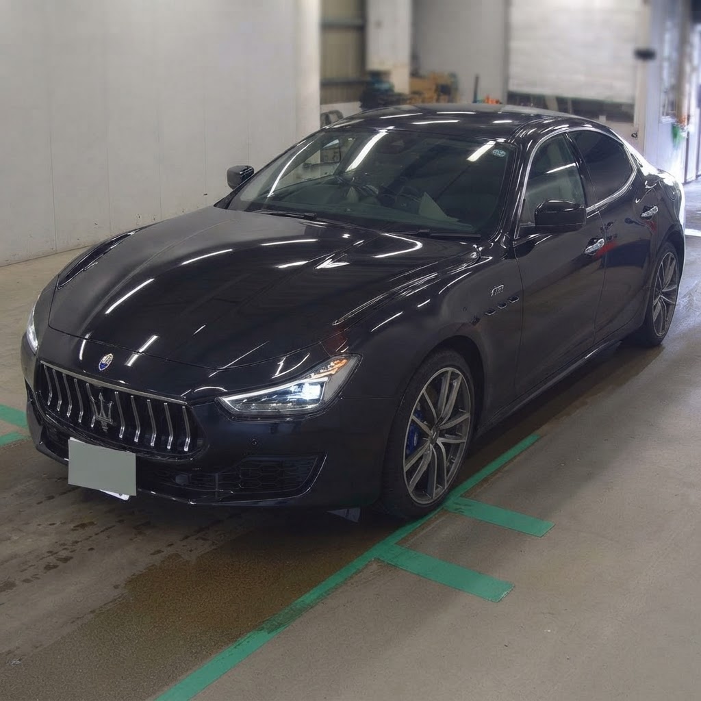 2024 Maserati Ghibli GT Hybrid