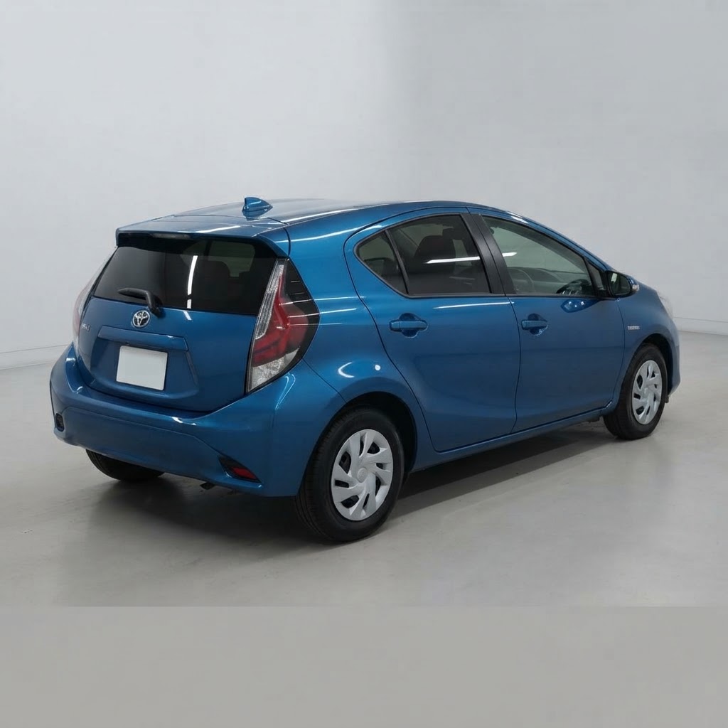 Toyota Aqua thumbnail 2