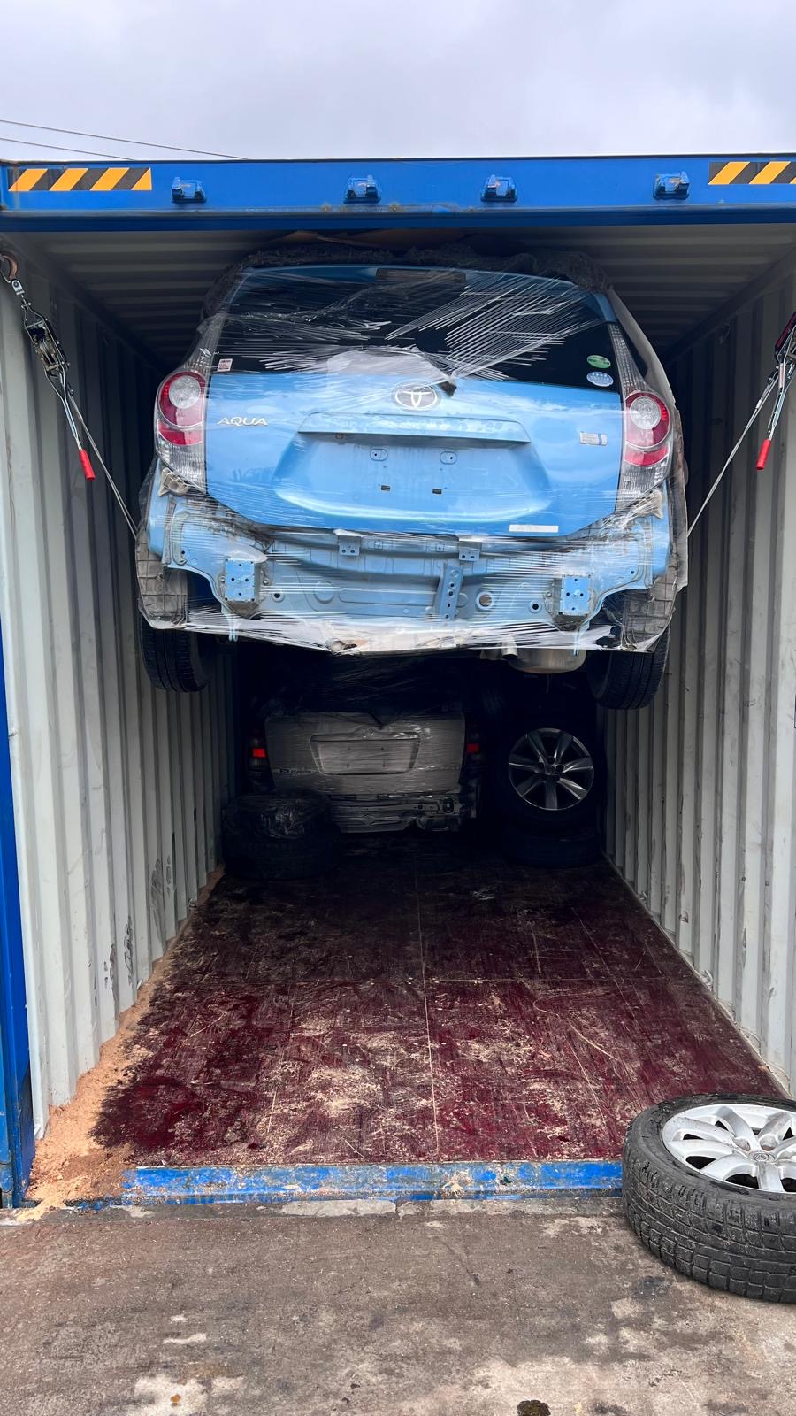 Dense tyre pack — full 40ft container
